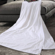 富安娜 夏季夏涼蠶絲纖維混合被 芯潤蠶絲夏被 禮品定制